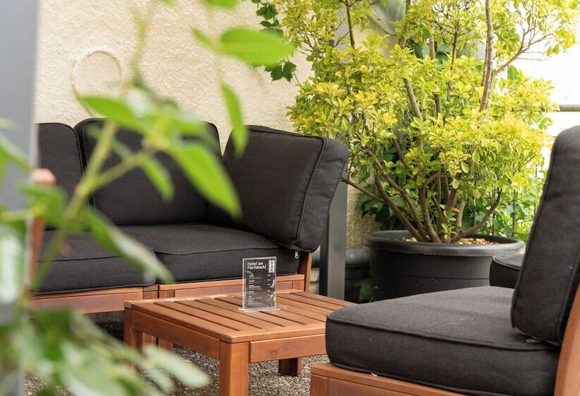 Отель Am Fischmarkt