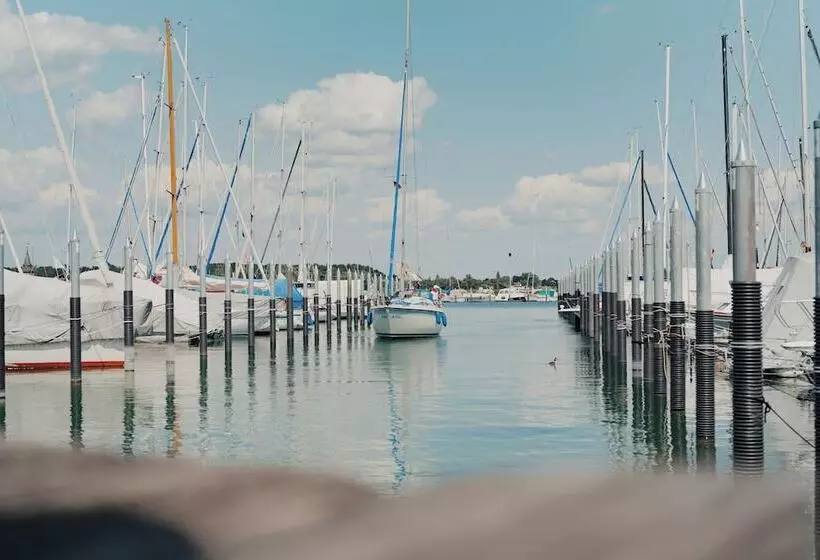 ホテル Am Fischmarkt