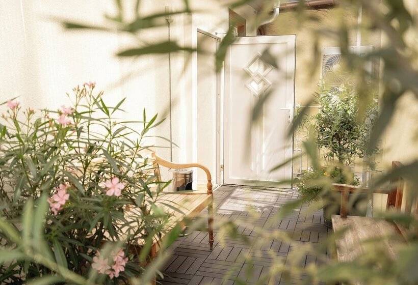 Отель Am Fischmarkt