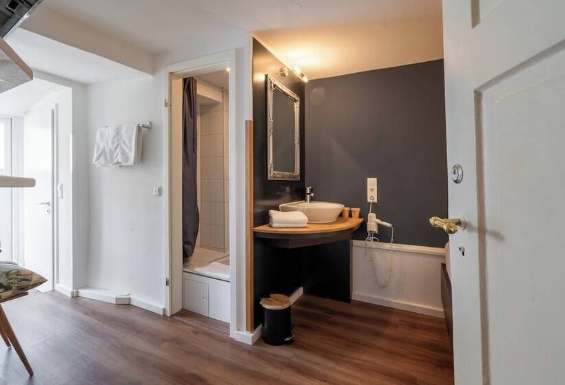 Отель Am Fischmarkt