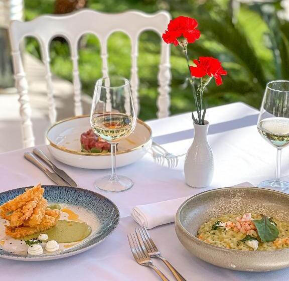 Fafa Premium Hotel & Spa