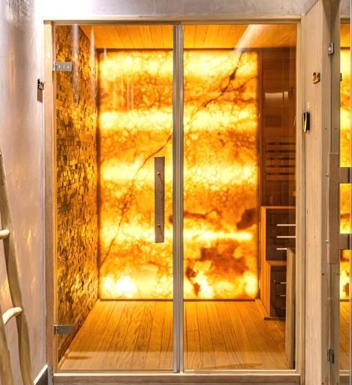 Fafa Premium Hotel & Spa