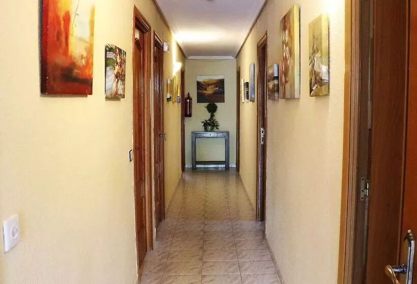 Hotel Hostal Restaurante Labrat