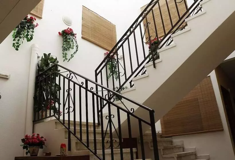 Hotel Hostal Restaurante Labrat