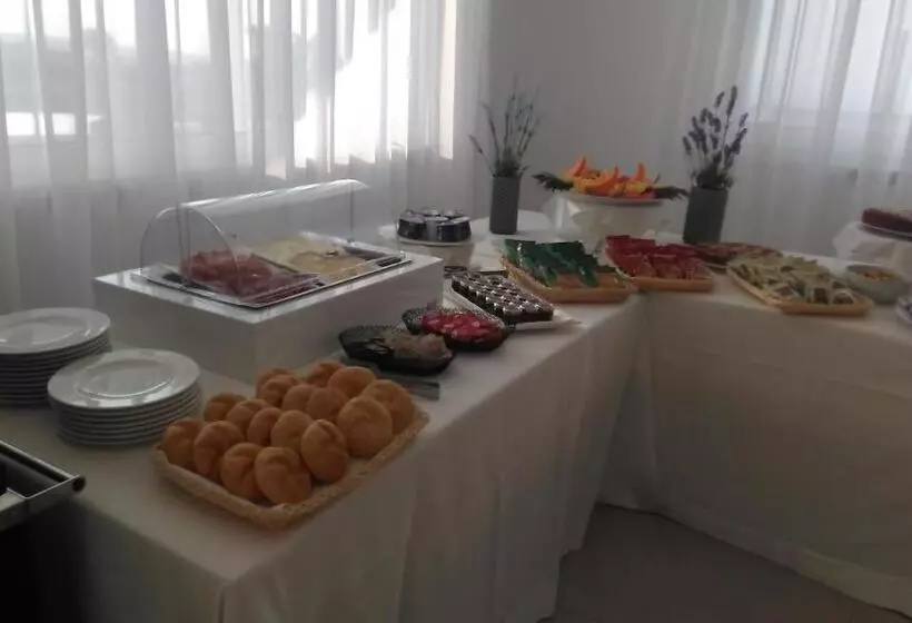 هتل Malucri Resort