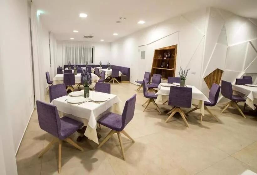 هتل Malucri Resort