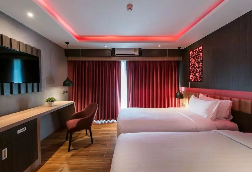 ホテル Nadee 10 Resort &