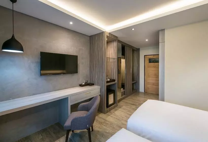 ホテル Nadee 10 Resort &