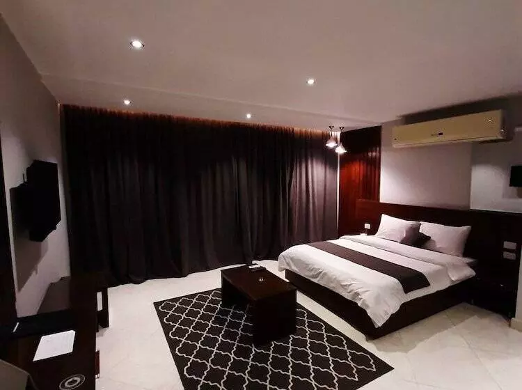 هتل Nakhil Inn Residence