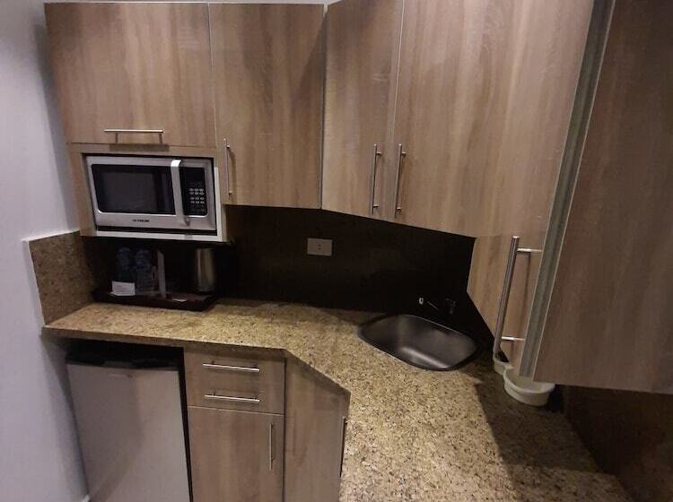 هتل Nakhil Inn Residence