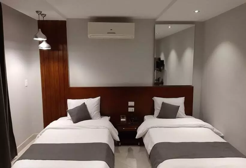هتل Nakhil Inn Residence