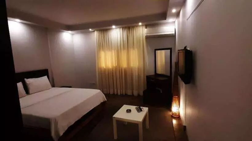 هتل Nakhil Inn Residence