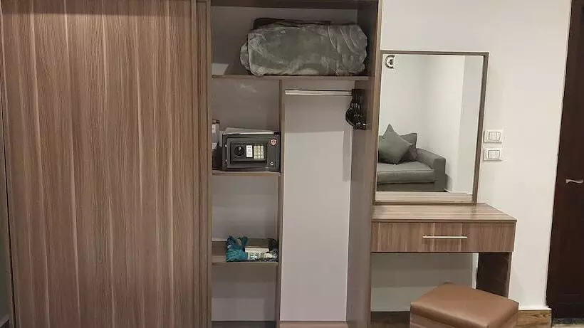 هتل Nakhil Inn Residence