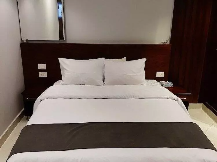 هتل Nakhil Inn Residence