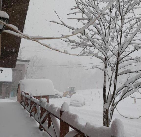 ホテル Tae Windsor