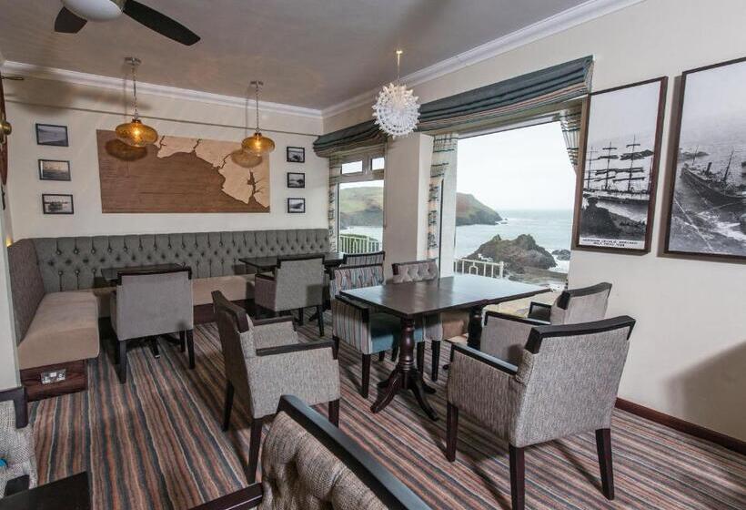 Отель The Cottage