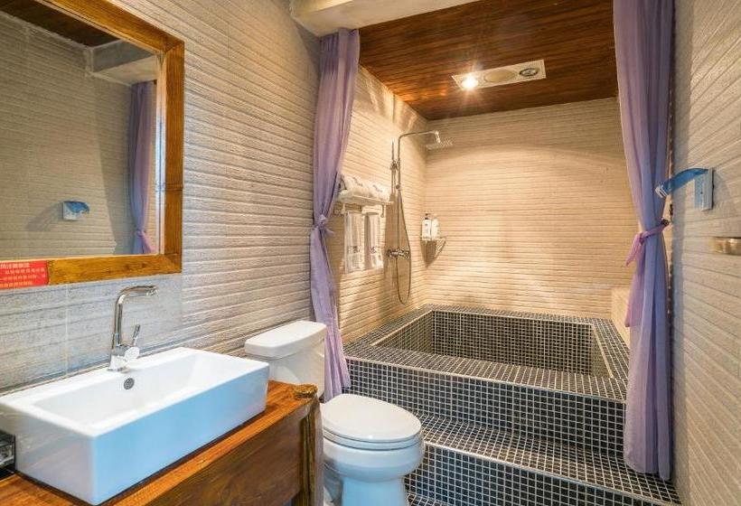 Love Cloud Boutique Chain Hotel Naxi Style