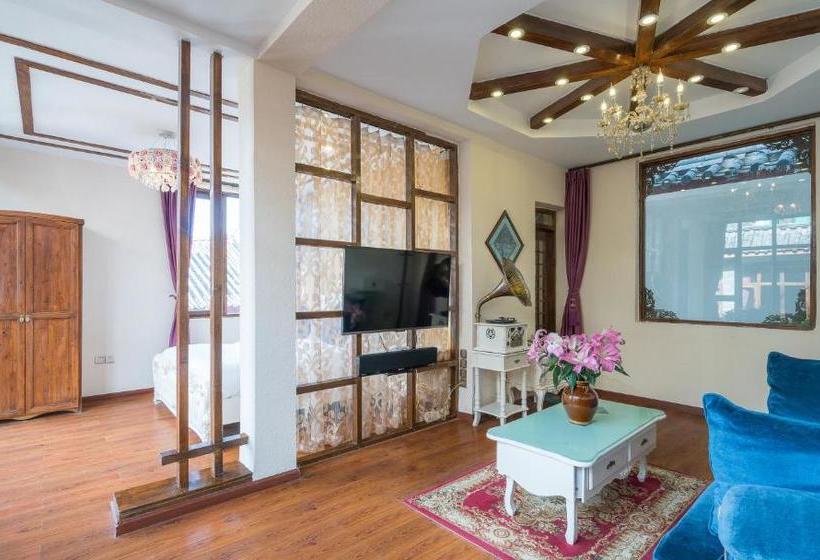 Love Cloud Boutique Chain Hotel Naxi Style