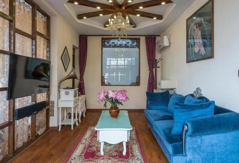 Love Cloud Boutique Chain Hotel Naxi Style