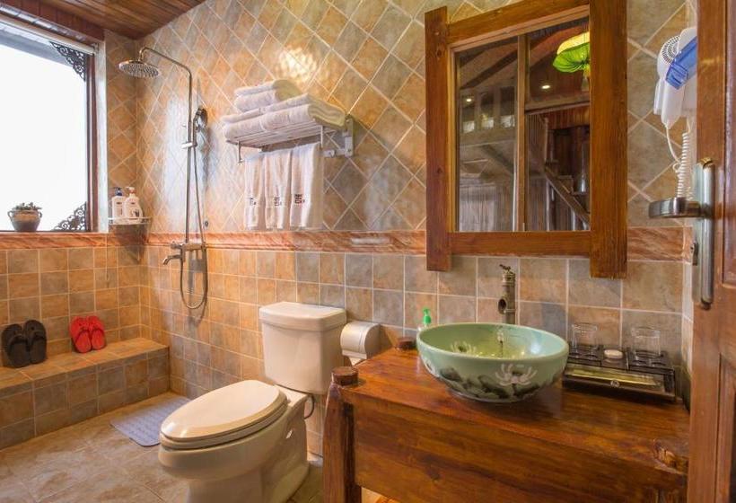 Love Cloud Boutique Chain Hotel Naxi Style