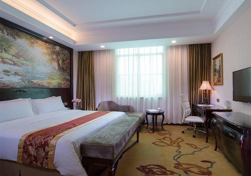 Vienna International Hotel Shenzhen South Huanguan Road