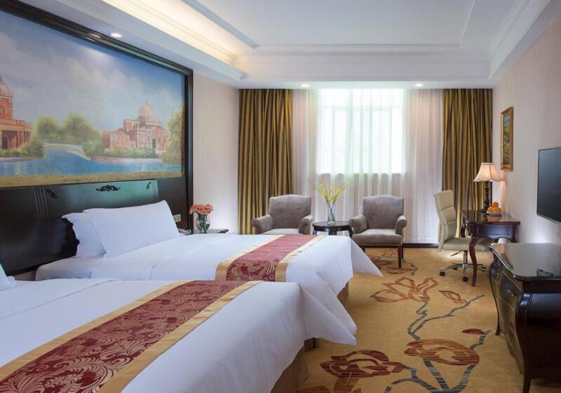 Vienna International Hotel Shenzhen South Huanguan Road