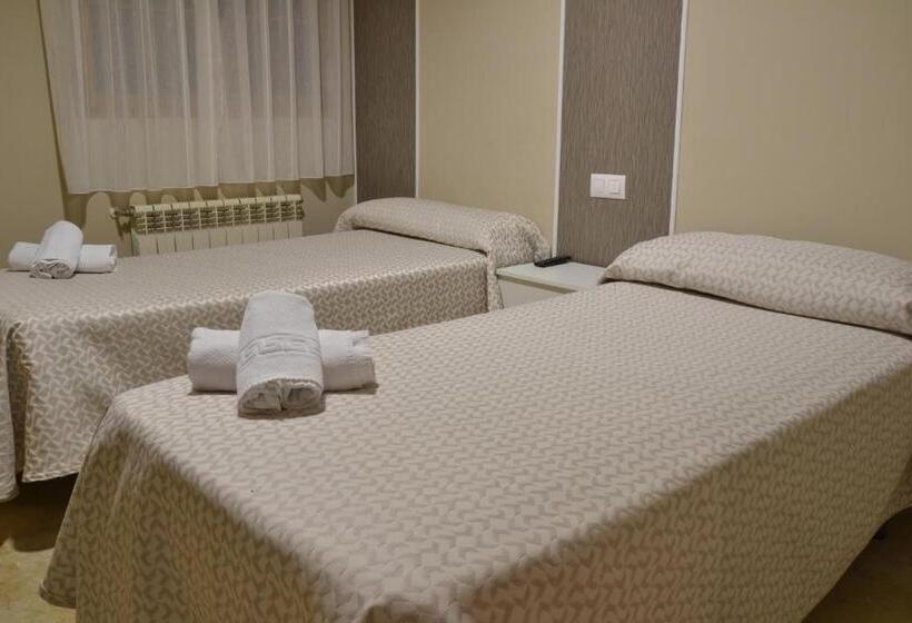 旅馆 Hostal El Bugar