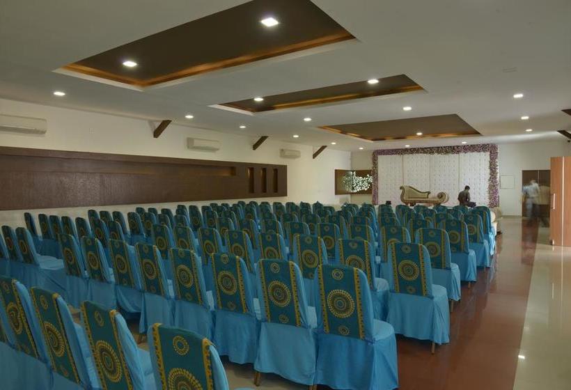 Banyan Paradise Resort