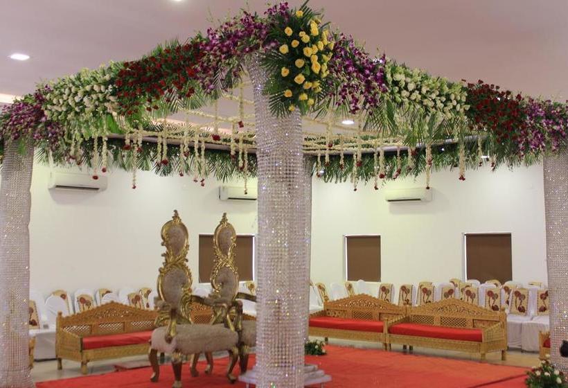 Banyan Paradise Resort