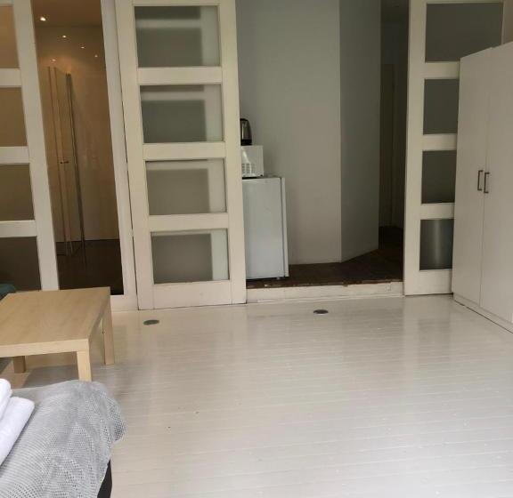 住宿加早餐 Amsliving