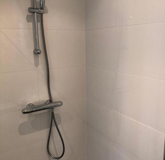 住宿加早餐 Amsliving