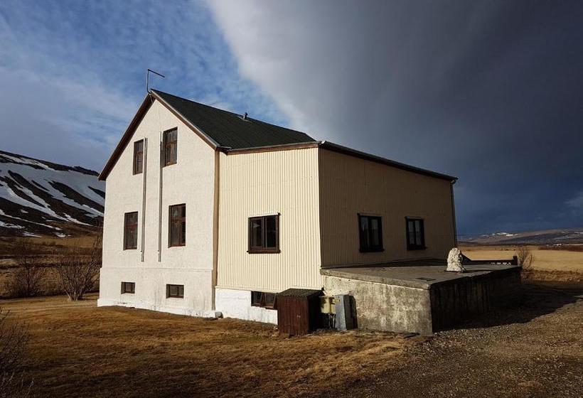 تختخواب و صبحانه Guesthouse Gamli Bær