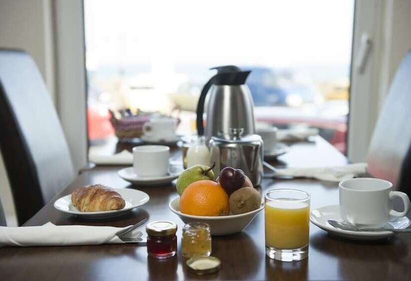 בית מלון כפרי Ellan Vannin