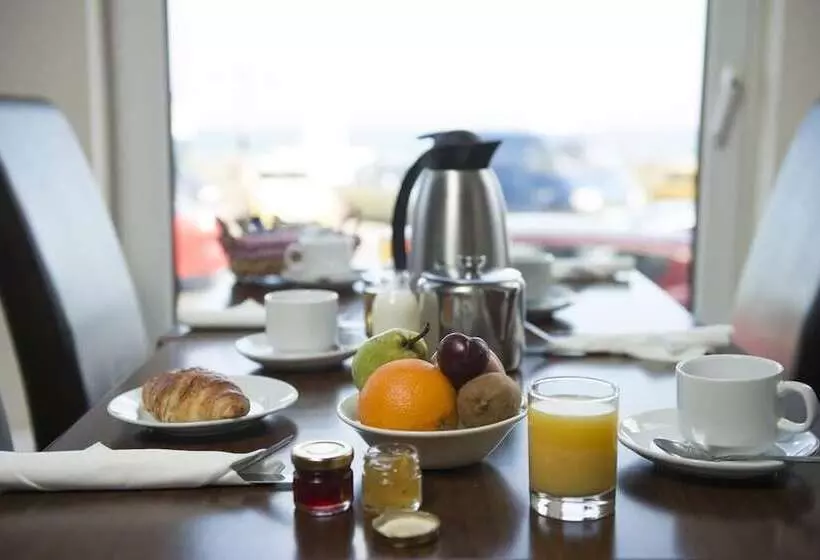 ホテル Ellan Vannin