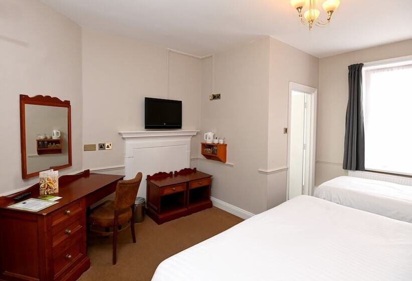 בית מלון כפרי Original White Hart, Ringwood By Marston's Inns