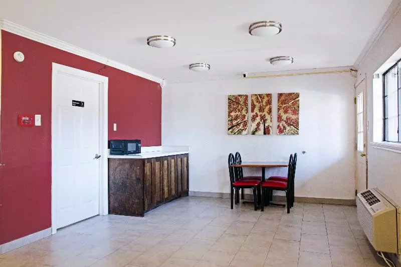 Motelli Oyo Hotel Mcallen Airport South