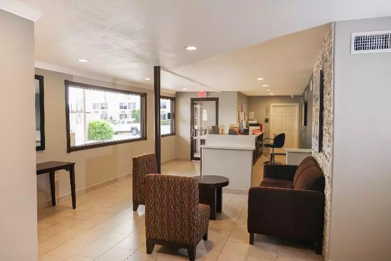 Motelli Oyo Hotel Mcallen Airport South