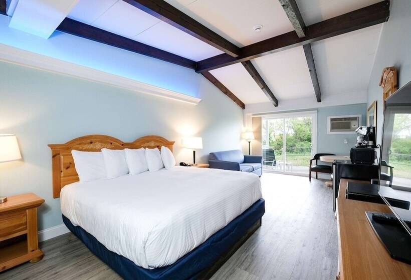 Norseman Resort On The Beach