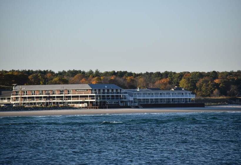 Norseman Resort On The Beach