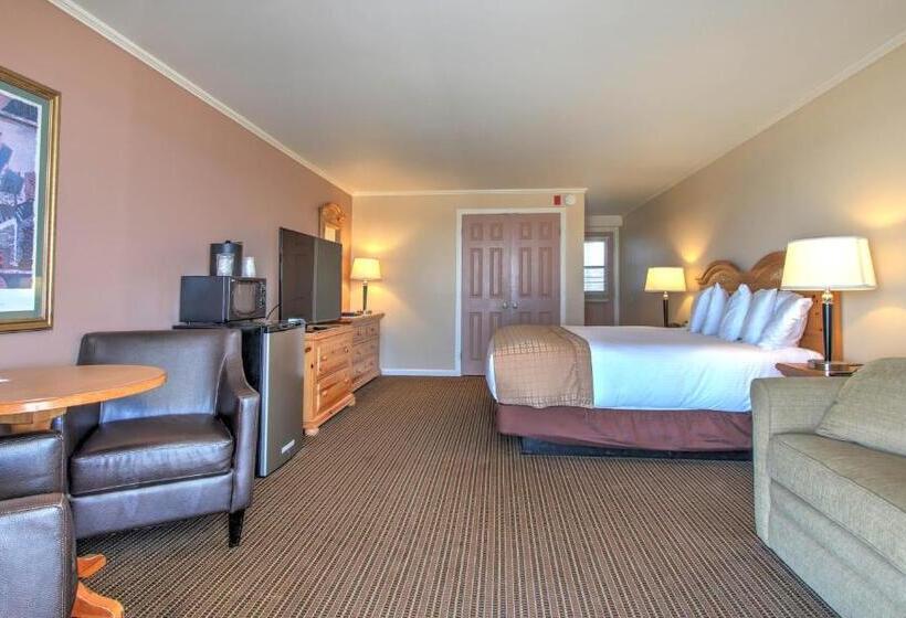 Norseman Resort On The Beach