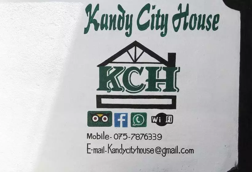 تختخواب و صبحانه Kandy City House