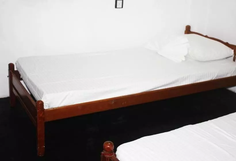 تختخواب و صبحانه Kandy City House