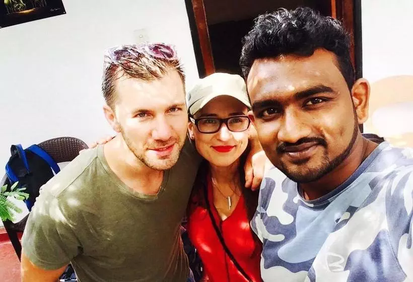 تختخواب و صبحانه Kandy City House