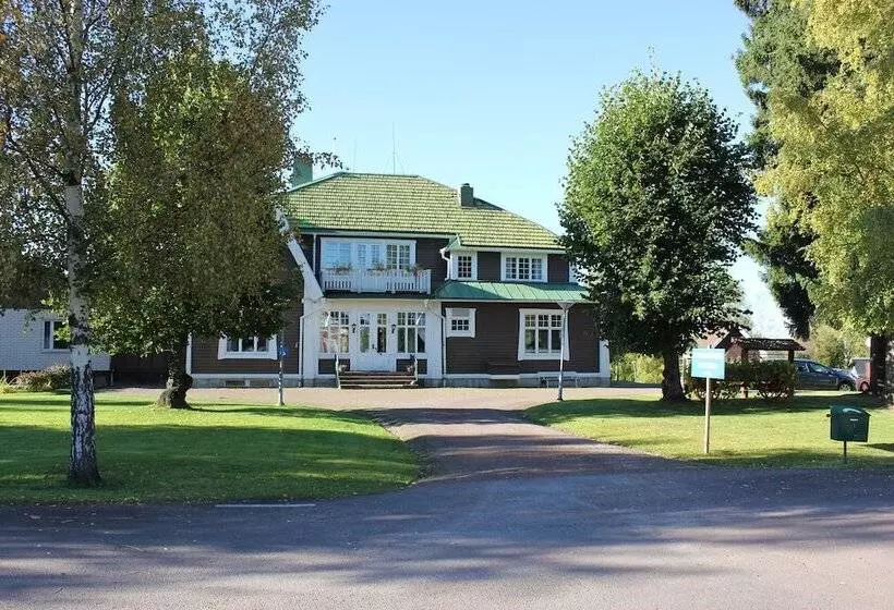 ベッドアンドブレックファースト Trunna Vandrarhem & Konferens