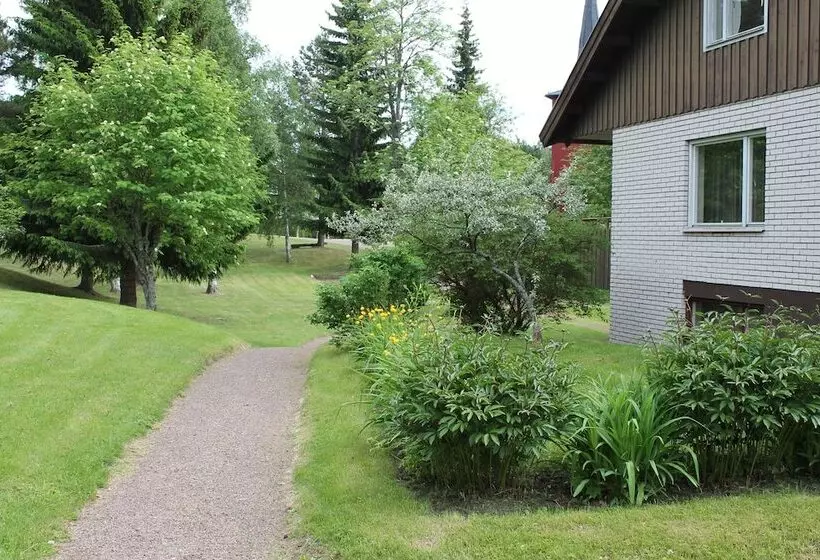 ベッドアンドブレックファースト Trunna Vandrarhem & Konferens