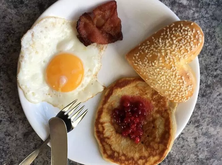 ベッドアンドブレックファースト Trunna Vandrarhem & Konferens