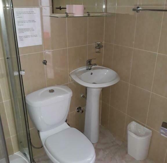 تختخواب و صبحانه Yria Residencial