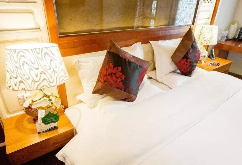 Hotelli Lijiang Bairui Vacation