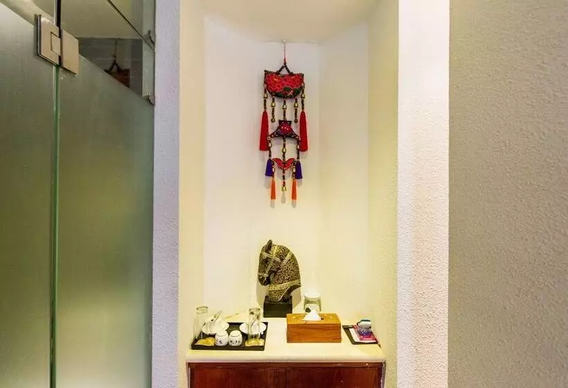 Hotelli Lijiang Bairui Vacation