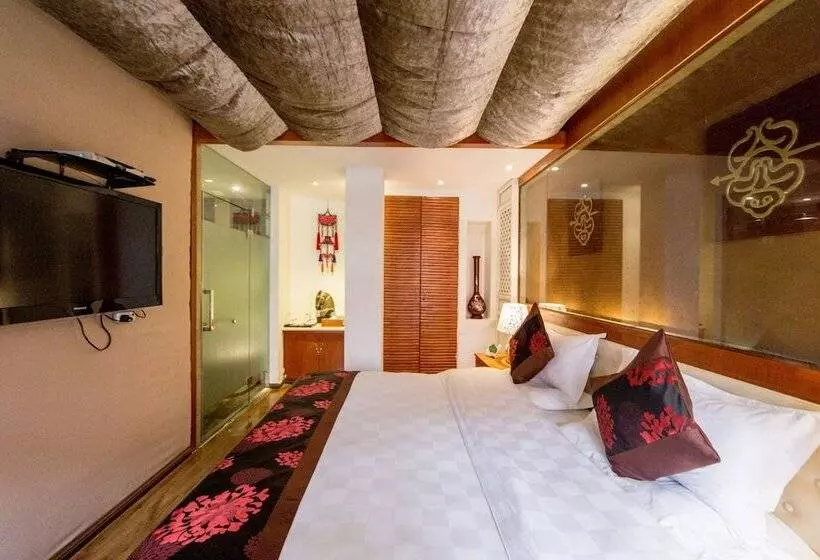 Hotelli Lijiang Bairui Vacation